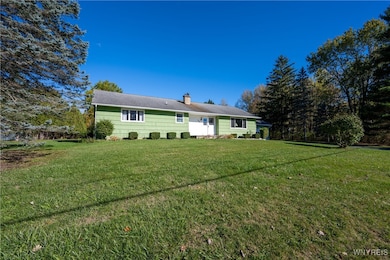 9091 Ernest Rd, Middleport, NY 14105 - photo 3