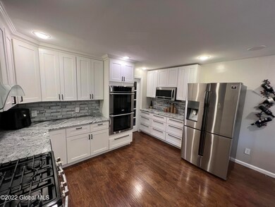 1477 Fox Hollow Rd, Schenectady, NY 12309 - photo 6