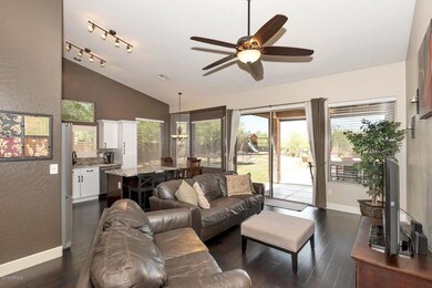 2958 N Avoca Cir Mesa AZ 85207-large-008