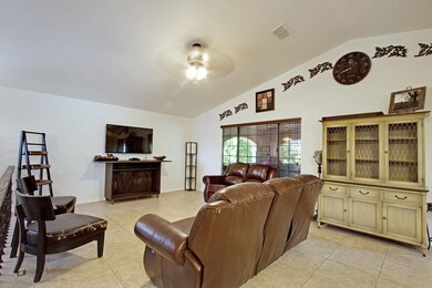 LivingRm_5839