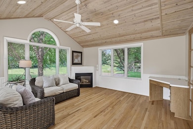 8825 Comstock Ct, Osseo, MN 55311 - photo 3