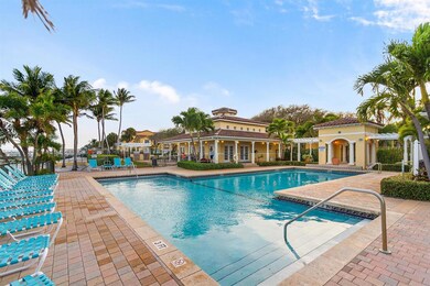 1050 Lake Shore Dr-large-004-017-Justin