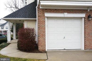 25320 Lake Mist Square unit 200, Chantilly, VA 20152 - photo 2