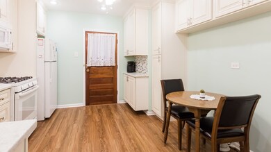 6032 N Fairfield Ave, Chicago, IL 60659 - photo 4