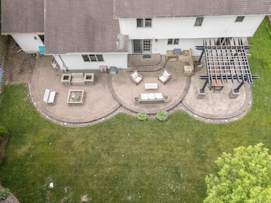 1364 Whippletree Ln, Neenah, WI 54956 - photo 6