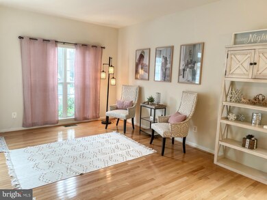 9353 Cougar Ct, Manassas Park, VA 20111 - photo 4