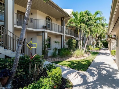 338 Newport Dr unit 1802, Naples, FL 34114 - photo 3