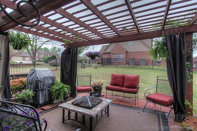 Gorgeous backyard patio and pergola area for enter