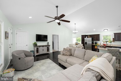 14313 Sycamore Rd, Laurel, DE 19956 - photo 3