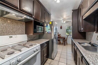 16317 Molino Dr, Victorville, CA 92395 - photo 4