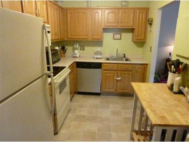 220 Fellsview Terrace unit 226, Stoneham, MA 02180 - photo 6