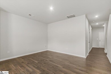 136 Randwick Ln, Greer, SC 29651 - photo 5