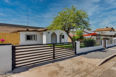 02_1129WApacheAveMLS02_mls