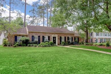 13927 Pebblebrook Dr, Houston, TX 77079 - photo 2