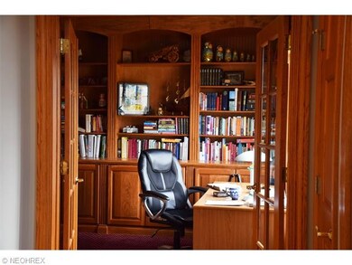 3205 Oakwood Trail, Broadview Heights, OH 44147 - photo 5