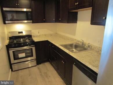 12228 Valleywood Dr, Silver Spring, MD 20902 - photo 2