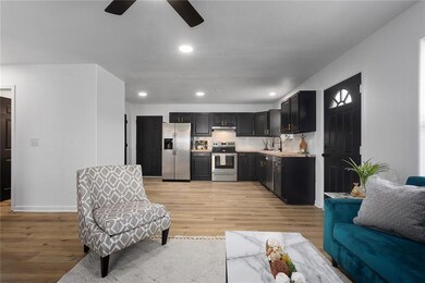 15103 E Truman Rd, Independence, MO 64050 - photo 7