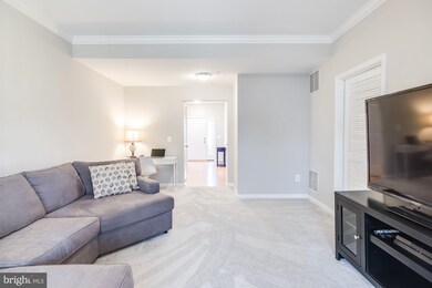 9145 Silvershadow Ct, Lorton, VA 22079 - photo 7