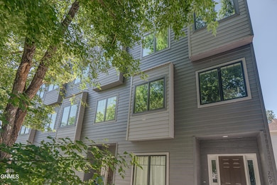 209 W Thayer Ave unit C, Bismarck, ND 58501 - photo 2