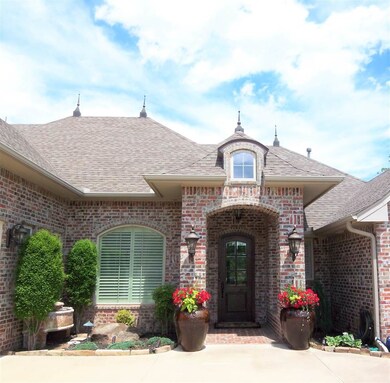 1601 Timbercreek Dr, Duncan, OK 73533 - photo 2