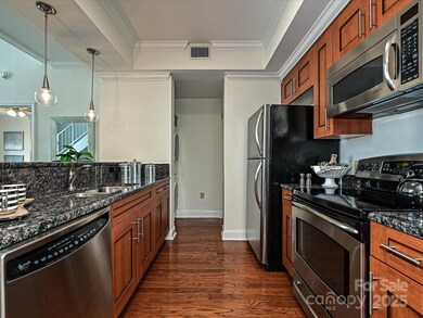 5th & Poplar Condominiums unit 723, Charlotte, NC 28202 - photo 3