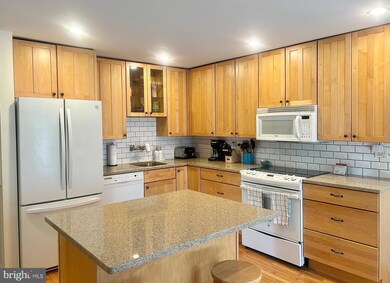 1126 Skyway Dr, Annapolis, MD 21409 - photo 4