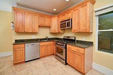 65 Hollander St, Dorchester, MA 02121 - photo 3