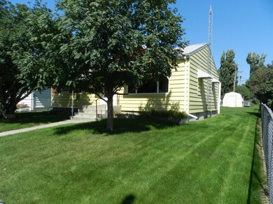 front yard2<|><|>