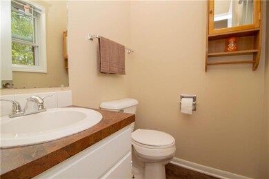 2924 56th St, Des Moines, IA 50310 - photo 6