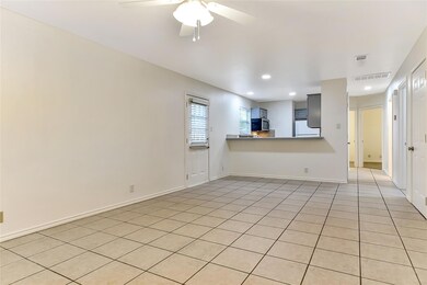 1026 W Coffin St unit 101, Denison, TX 75020 - photo 4