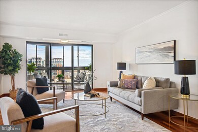 The Rotonda unit 926, McLean, VA 22102 - photo 3