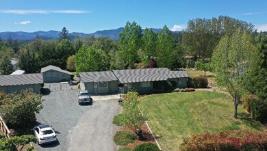 212 Sunbeam Cir, Merlin, OR 97532 - photo 4