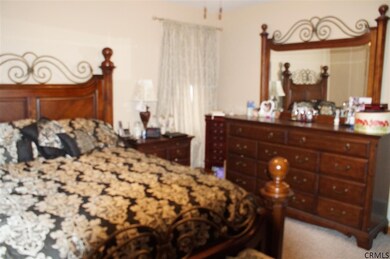 1406 Lawn Ave, Schenectady, NY 12306 - photo 6