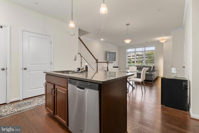 1012 Ribbon Limestone Terrace SE, Leesburg, VA 20175 - photo 6