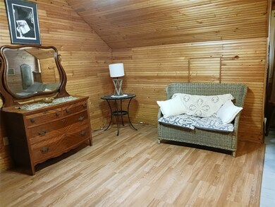 104 S Johnson St unit A, Alvin, TX 77511 - photo 3