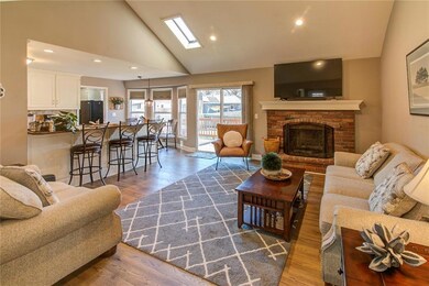 825 NW 12 St, Blue Springs, MO 64015 - photo 2