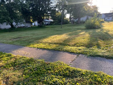 13 N Meridian St, Roachdale, IN 46172 - photo 2