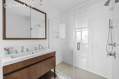 500 Waverly Ave unit 5-C, Brooklyn, NY 11238 - photo 5