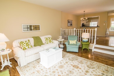 36 Wyckham LR