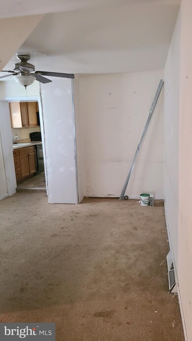 337 N Locust St, Hagerstown, MD 21740 - photo 4