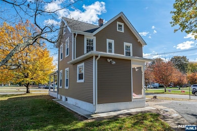 238 Van Ave, Pompton Lakes, NJ 07442 - photo 7