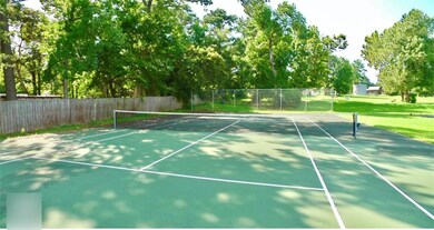 134 N Forest Dr, Huntsville, TX 77340 - photo 5