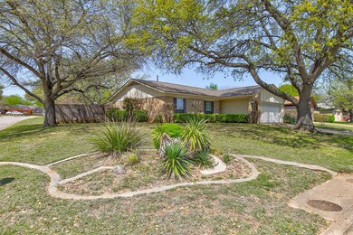 3516 Madrid Dr, Fort Worth, TX 76133 - photo 2