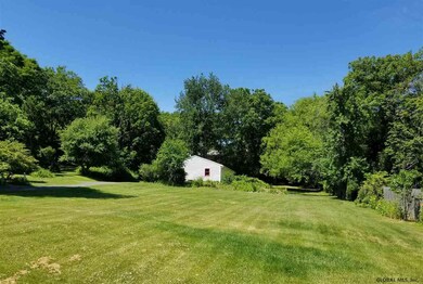 56 Stock Ln, Rensselaer, NY 12144 - photo 6