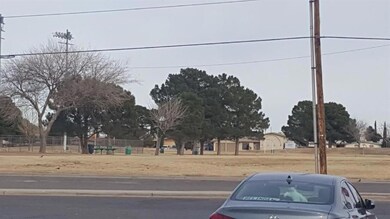 10632 Springwood Dr unit C, El Paso, TX 79935 - photo 6