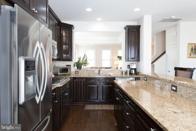 3429 S Kemper Rd, Arlington, VA 22206 - photo 6