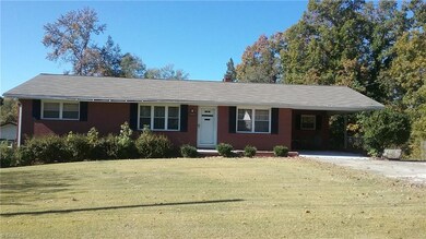 410 Paul St, High Point, NC 27263 - photo 2