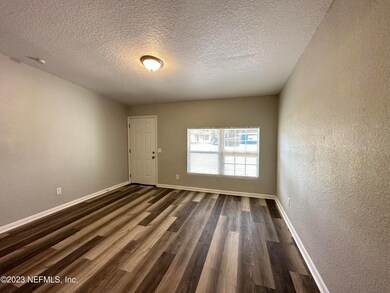 10579 Citrus Ln, Jacksonville, FL 32218 - photo 5