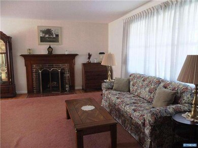 2410 Berwyn Rd, Wilmington, DE 19810 - photo 4