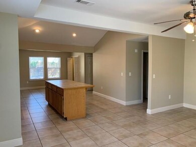 4877 Montegut Dr, New Orleans, LA 70126 - photo 2